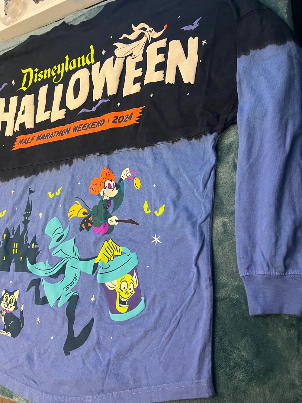 Disney Spirit jersey Halloween Tee - Black, Purple & Teal NWT 10/10 condition - Picture 2 of 11